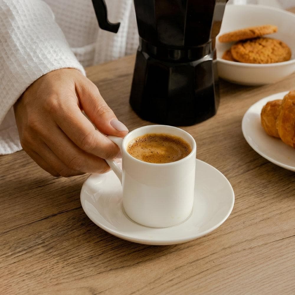 Maxwell Williams White Basics Cup and Saucer White