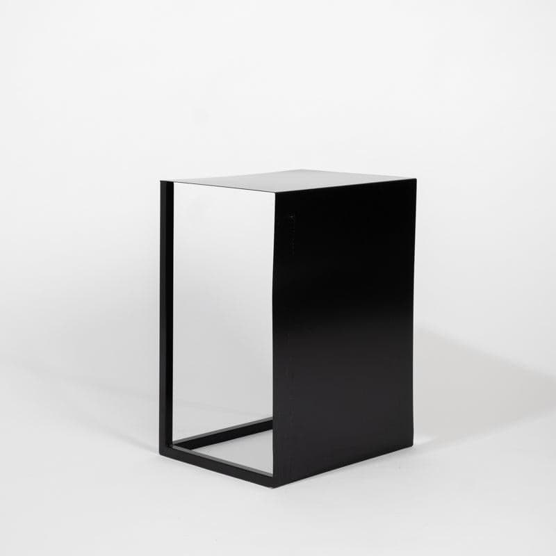 Emma Pedestal Black